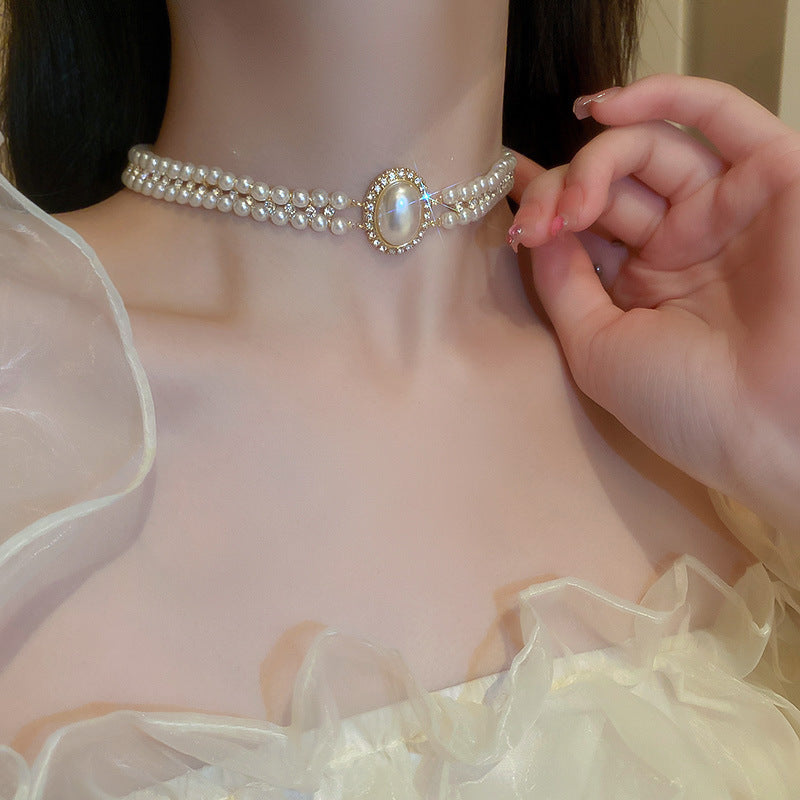 Women's Pearl Necklaces