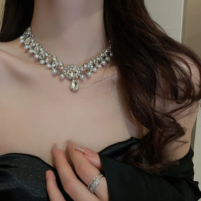 Women's Pearl Necklaces